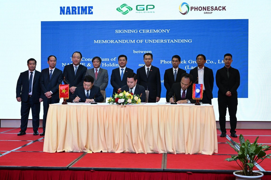 Việt Nam - Lào ký kết xây dựng băng tải vận chuyển than xuyên biên giới