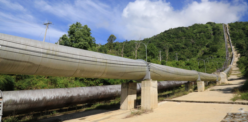 Đường ống thủy điện Đa Nhim với cột nước tính toán 900 m